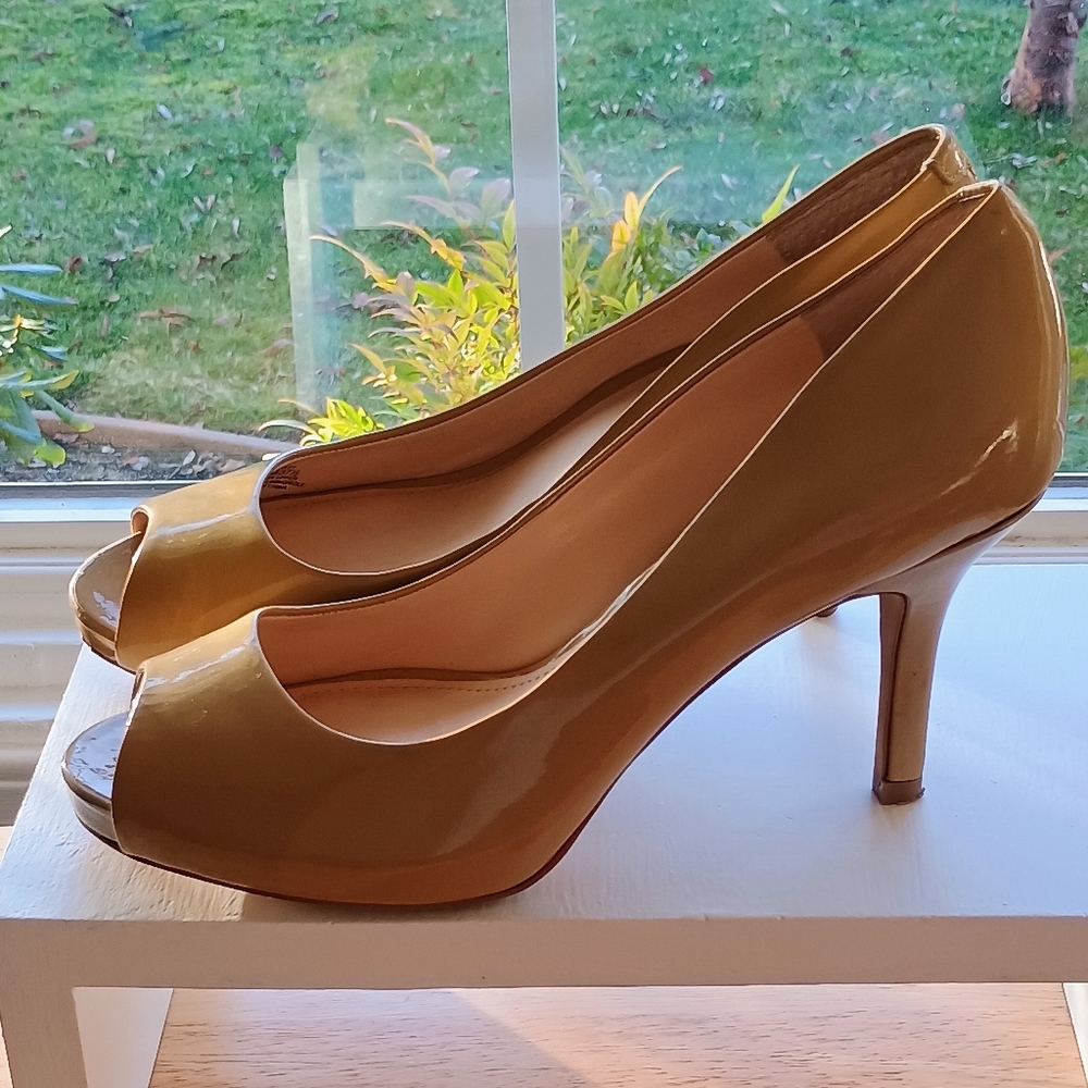 Vince Camuto Patent Leather Shoes